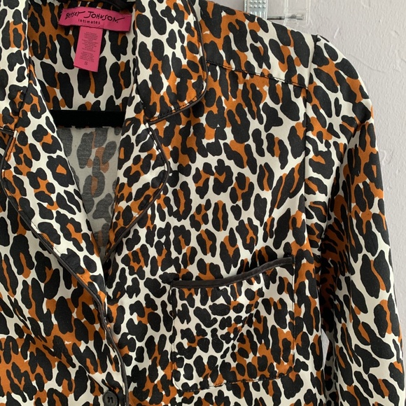 Betsey Johnson Leopard Print Pajama Set S - Picture 4 of 7